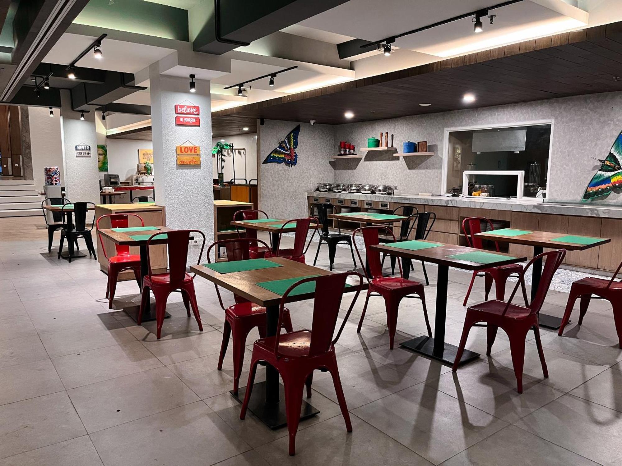 Luminor Hotel Legian Seminyak - Bali מראה חיצוני תמונה