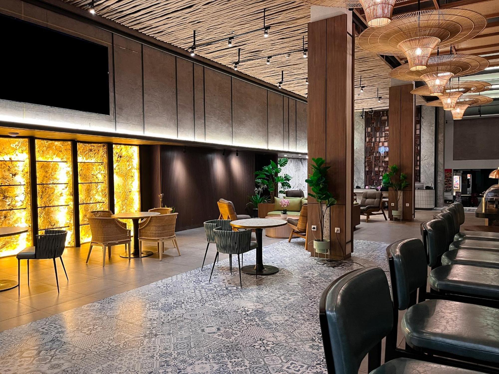 Luminor Hotel Legian Seminyak - Bali מראה חיצוני תמונה