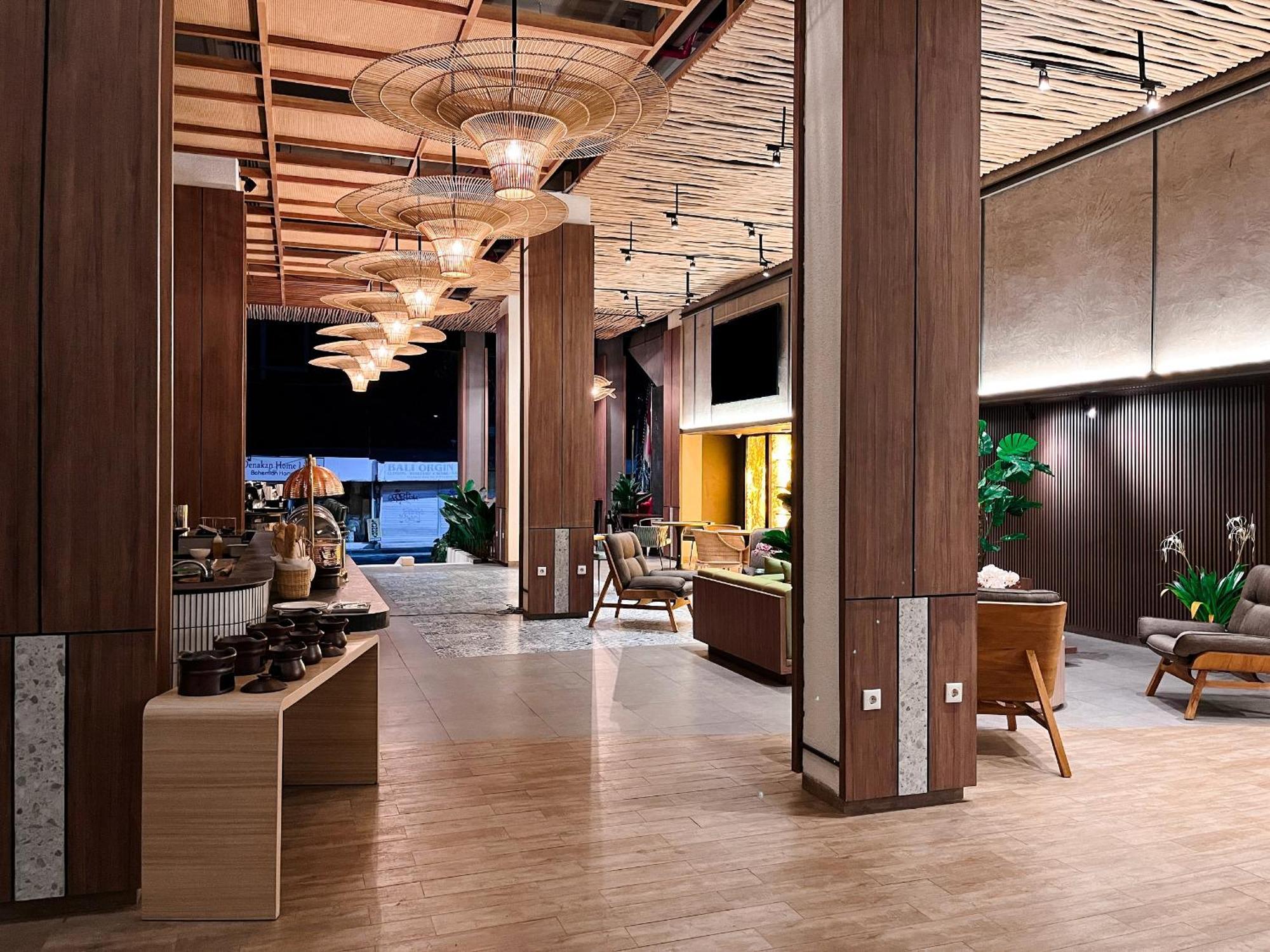 Luminor Hotel Legian Seminyak - Bali מראה חיצוני תמונה