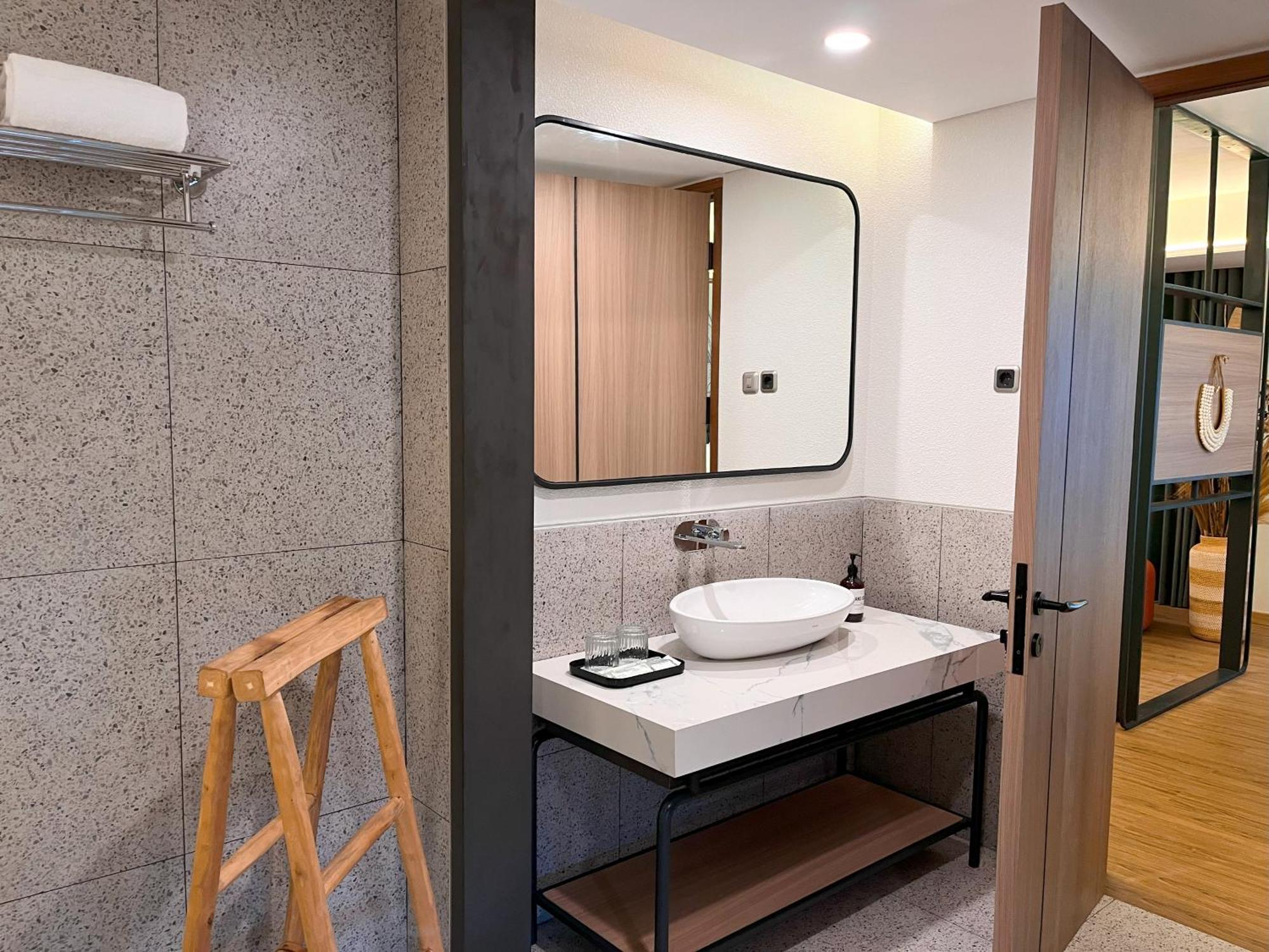 Luminor Hotel Legian Seminyak - Bali מראה חיצוני תמונה