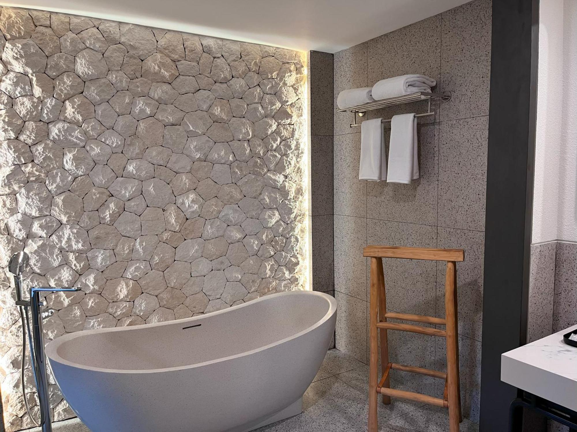 Luminor Hotel Legian Seminyak - Bali מראה חיצוני תמונה